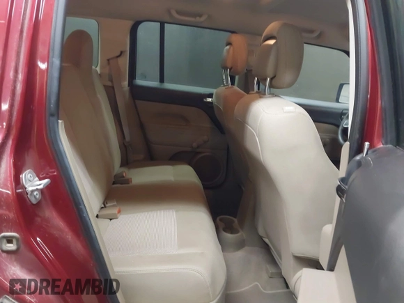 2015 Jeep Patriot Sport with VIN 1C4NJPBB3FD409993, listed as a IAAI auction lot 41847965 with 87,513 mi miles. Bid and sale history available at carsss.com. Image 8.