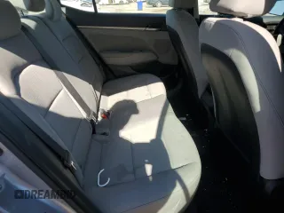 2017 Hyundai Elantra Limited z VIN 5NPD84LF9HH001602, wystawiony jako Copart lot #58600725 z przebiegiem 110 758 mil mil oraz Szkoda całkowita • Salvage title. Historia ofert i sprzedaży dostępna na DreamBid. Obrazek 10.