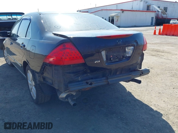 2006 Honda Accord LX с VIN 1HGCM66386A064958, выставлен на аукционе IAAI как лот 41931491 с пробегом 103 237 миль миль и . История ставок и продаж доступна на DreamBid. Изображение 6.