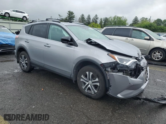 2017 Toyota RAV4 LE z VIN 2T3BFREV9HW570439, wystawiony jako Copart lot #56710325 z przebiegiem 87 766 mil mil oraz Szkoda całkowita • Salvage title. Historia ofert i sprzedaży dostępna na DreamBid. Obrazek 4.
