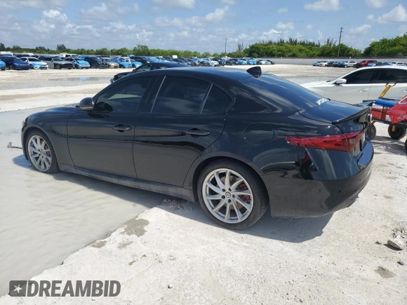2019 Alfa Romeo Giulia z VIN ZARFAMAN7K7598712, wystawiony jako Copart lot #61589905 z przebiegiem Nie podano mil oraz Czysty tytuł • Clean title. Historia ofert i sprzedaży dostępna na DreamBid. Obrazek 2.