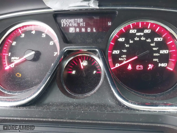 2014 GMC Acadia Denali with VIN 1GKKVTKD2EJ271871, listed as a IAAI auction lot 41699704 with 177,496 mi miles. Bid and sale history available at carsss.com. Image 7.