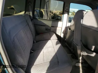 1994 Ford Explorer Eddie Bauer z VIN 1FMDU32X3RUD38012, wystawiony jako Copart lot #77417304 z przebiegiem 83 648 mil mil oraz Szkoda całkowita • Salvage title. Historia ofert i sprzedaży dostępna na DreamBid. Obrazek 12.