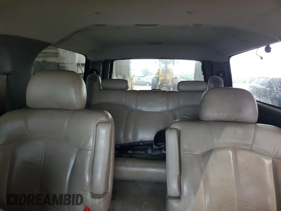 2001 Chevrolet Suburban LS with VIN 3GNEC16T01G210929, listed as a Copart auction lot 72276304 with 317,653 mi miles and Salvage Title. Bid and sale history available at carsss.com. Image 10.
