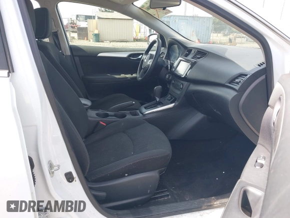 2019 Nissan Sentra S z VIN 3N1AB7AP3KY214172, wystawiony jako IAAI lot #41969114 z przebiegiem 109 770 mil mil oraz . Historia ofert i sprzedaży dostępna na DreamBid. Obrazek 5.