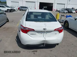 2015 Toyota Corolla L z VIN 5YFBURHE3FP271683, wystawiony jako IAAI lot #37424533 z przebiegiem 153 438 mil mil oraz . Historia ofert i sprzedaży dostępna na DreamBid. Obrazek 6.