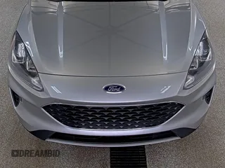 2022 Ford Escape SE with VIN 1FMCU9G60NUB32994, listed as a IAAI auction lot 42733965 with 63,516 mi miles and . Bid and sale history available at DreamBid. Image 17.