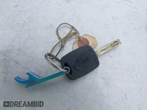 2001 Lexus RX 300 with VIN JTJGF10UX10106167, listed as a IAAI auction lot 42191985 with 194,200 mi miles and . Bid and sale history available at DreamBid. Image 11.