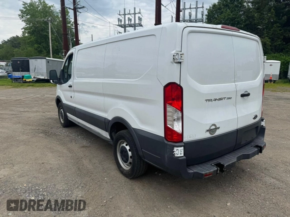 2015 Ford Transit z VIN 1FTNR1ZV2FKA67471, wystawiony jako Copart lot #59315505 z przebiegiem 143 167 mil mil oraz Czysty tytuł • Clean title. Historia ofert i sprzedaży dostępna na DreamBid. Obrazek 3.