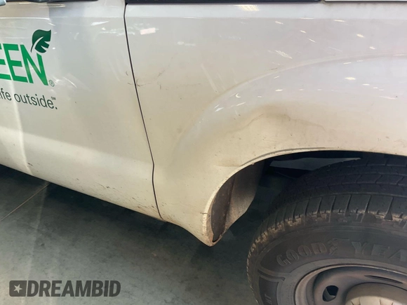 2011 Ford F-350 XL with VIN 1FTBF3A68BEC07804, listed as a IAAI auction lot 42621182 with 199,734 mi miles and . Bid and sale history available at DreamBid. Image 13.
