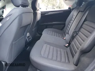 2019 Ford Fusion Hybrid SE with VIN 3FA6P0LU1KR200155, listed as a Copart auction lot 42598013 with 61,762 mi miles. Bid and sale history available at carsss.com. Image 10.