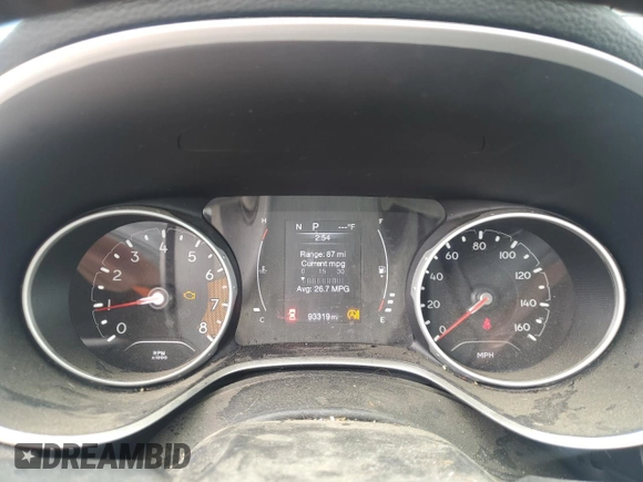 2021 Jeep Compass Altitude z VIN 3C4NJDBB9MT567907, wystawiony jako Copart lot #56241815 z przebiegiem 93 319 mil mil oraz Nie do naprawy • Non repairable. Historia ofert i sprzedaży dostępna na DreamBid. Obrazek 9.
