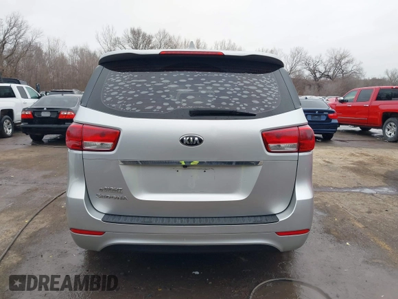 2017 Kia Sedona L with VIN KNDMA5C17H6271663, listed as a IAAI auction lot 41492437 with 338,875 mi miles. Bid and sale history available at carsss.com. Image 17.