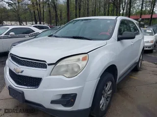 2013 Chevrolet Equinox LS with VIN 2GNALBEK7D1140193, listed as a IAAI auction lot 41929518 with 118,411 mi miles. Bid and sale history available at carsss.com. Image 2.