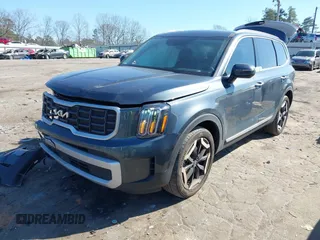 2024 Kia Telluride S with VIN 5XYP64GC0RG527984, listed as a IAAI auction lot 41661864 with 15,401 mi miles and . Bid and sale history available at carsss.com. Image 17.