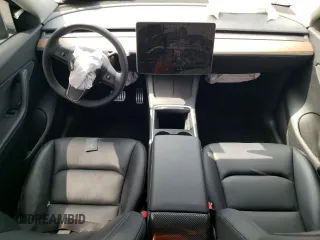 2022 Tesla Model Y Performance with VIN 7SAYGDEF6NF493231, listed as a Copart auction lot 52336284 with 37,116 mi miles and Salvage title. Bid and sale history available at DreamBid. Image 8.