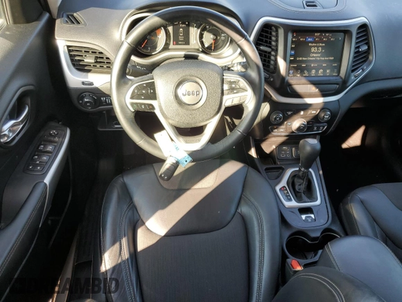 2018 Jeep Cherokee Latitude Plus with VIN 1C4PJLLBXJD538662, listed as a Copart auction lot 55590635 with 83,546 mi miles and Salvage title. Bid and sale history available at DreamBid. Image 8.
