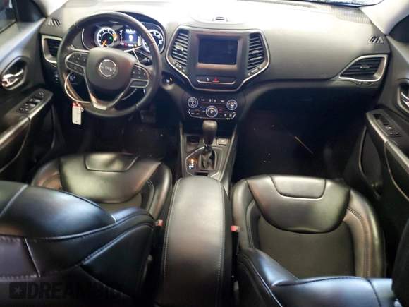 2019 Jeep Cherokee Latitude Plus with VIN 1C4PJLLB3KD111518, listed as a Copart auction lot 59540335 with 70,711 mi miles and Salvage title. Bid and sale history available at DreamBid. Image 8.