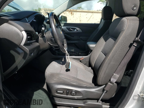 2019 Chevrolet Traverse LT Cloth z VIN 1GNERGKW8KJ320242, wystawiony jako Copart lot #60324095 z przebiegiem 103 680 mil mil oraz Szkoda całkowita • Salvage title. Historia ofert i sprzedaży dostępna na DreamBid. Obrazek 7.
