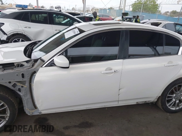 2013 Infiniti G37 Journey with VIN JN1CV6AP1DM712399, listed as a IAAI auction lot 42052509 with 180,182 mi miles and . Bid and sale history available at DreamBid. Image 15.