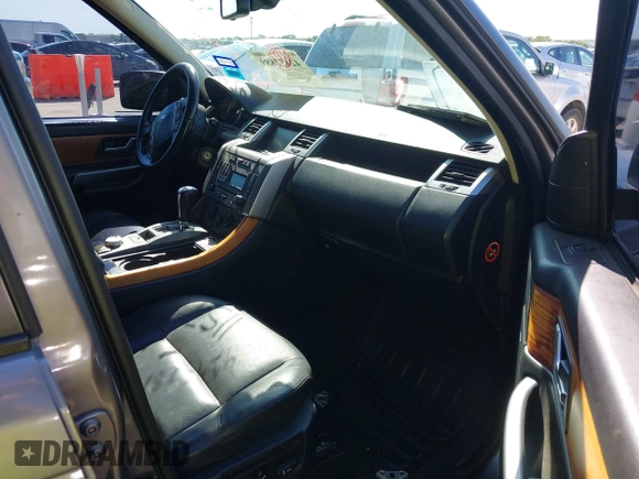 2007 Land Rover Range Rover Sport SC with VIN SALSH234X7A115746, listed as a IAAI auction lot 42452889 with 294,507 mi miles and . Bid and sale history available at DreamBid. Image 5.