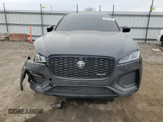 2024 Jaguar F-Pace R-Dynamic S z VIN SADCT2EX1RA727701, wystawiony jako Copart lot #81951884 z przebiegiem 3 721 mil mil oraz Szkoda całkowita • Salvage title. Historia ofert i sprzedaży dostępna na DreamBid. Obrazek 5.