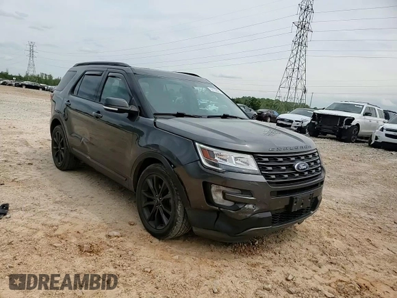 2017 Ford Explorer XLT with VIN 1FM5K7D81HGD62121, listed as a Copart auction lot 53132825 with 63,050 mi miles and Salvage title. Bid and sale history available at DreamBid. Image 12.