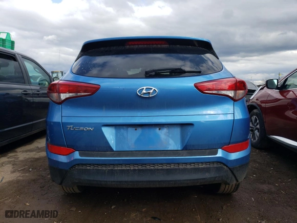 2017 Hyundai Tucson SE with VIN KM8J33A4XHU517191, listed as a Copart auction lot 46929954 with 85,281 mi miles and Salvage Title. Bid and sale history available at carsss.com. Image 6.