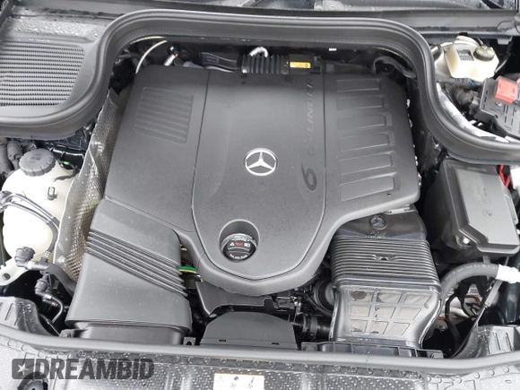 2025 Mercedes-Benz GLS 450 with VIN 4JGFF5KE4SB333111, listed as a IAAI auction lot 41955453 with 1,985 mi miles and . Bid and sale history available at DreamBid. Image 10.