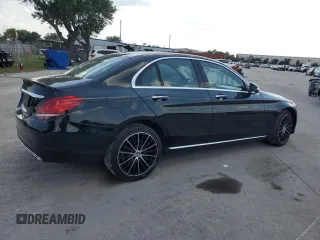 2019 Mercedes-Benz C 300 with VIN 55SWF8DB6KU316217, listed as a Copart auction lot 57811325 with 43,054 mi miles and Salvage title. Bid and sale history available at DreamBid. Image 3.