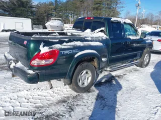 2004 Toyota Tundra Ltd with VIN 5TBBT48174S446338, listed as a IAAI auction lot 41575294 with 199,554 mi miles. Bid and sale history available at carsss.com. Image 4.