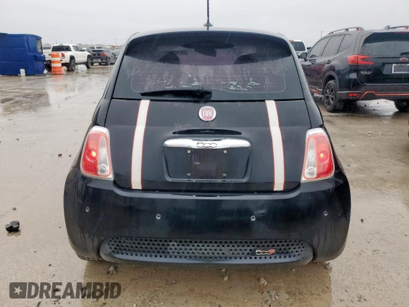 2014 FIAT 500e z VIN 3C3CFFGE7ET266999, wystawiony jako Copart lot #50703015 z przebiegiem 74 375 mil mil oraz Szkoda całkowita • Salvage title. Historia ofert i sprzedaży dostępna na DreamBid. Obrazek 6.