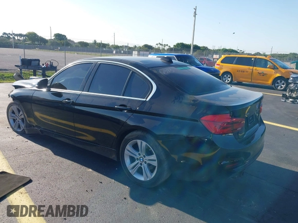 2018 BMW 3 Series 330i xDrive с VIN WBA8D9C53JA616383, выставлен на аукционе IAAI как лот 42319253 с пробегом 89 297 миль миль и . История ставок и продаж доступна на DreamBid. Изображение 3.