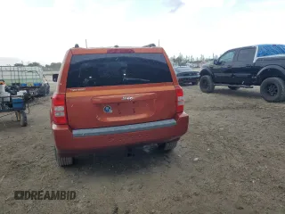 2008 Jeep Patriot Sport z VIN 1J8FT28WX8D649176, wystawiony jako Copart lot #55927795 z przebiegiem 109 587 mil mil oraz Czysty tytuł • Clean title. Historia ofert i sprzedaży dostępna na DreamBid. Obrazek 6.