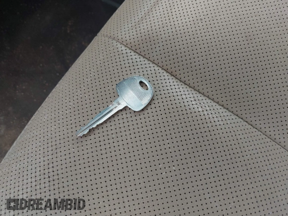 2009 Hyundai Santa Fe SE с VIN 5NMSH13E19H239066, выставлен на аукционе IAAI как лот 42218941 с пробегом 127 640 миль миль и . История ставок и продаж доступна на DreamBid. Изображение 11.
