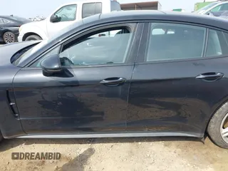 2018 Porsche Panamera z VIN WP0AA2A72JL117734, wystawiony jako IAAI lot #42087520 z przebiegiem 100 746 mil mil oraz . Historia ofert i sprzedaży dostępna na DreamBid. Obrazek 14.