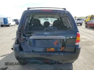2007 Ford Escape XLT with VIN 1FMYU03197KA85751, listed as a Copart auction lot 50204745 with 120,196 mi miles and Salvage Title. Bid and sale history available at carsss.com. Image 6.