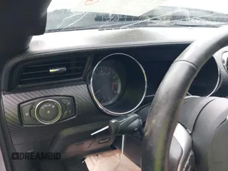 2016 Ford Mustang V6 с VIN 1FA6P8AM2G5321420, выставлен на аукционе IAAI как лот 42525170 с пробегом Не указан миль и . История ставок и продаж доступна на DreamBid. Изображение 7.