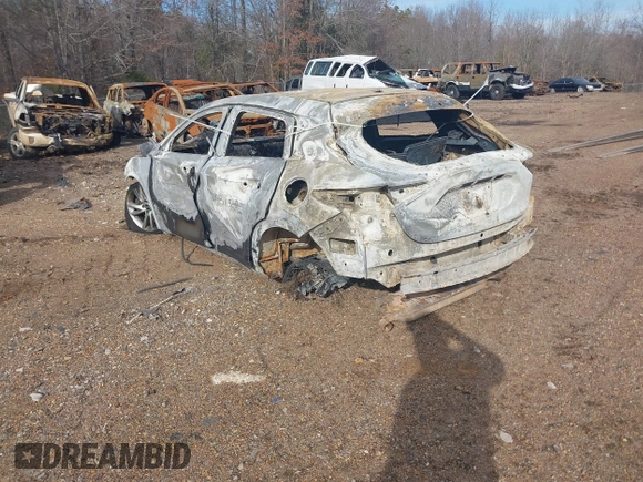 2018 Infiniti QX30 Premium with VIN SJKCH5CP0JA059991, listed as a IAAI auction lot 41740818 with Not provided miles and . Bid and sale history available at DreamBid. Image 3.