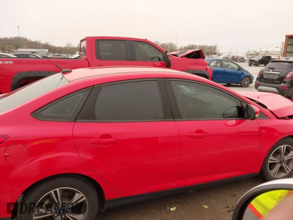 2017 Ford Focus SE with VIN 1FADP3FE8HL328221, listed as a IAAI auction lot 41813348 with 76,400 mi miles and . Bid and sale history available at carsss.com. Image 13.