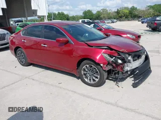 2013 Nissan Altima 2.5 S with VIN 1N4AL3AP0DC237851, listed as a IAAI auction lot 41912800 with 163,361 mi miles. Bid and sale history available at carsss.com. Image 1.