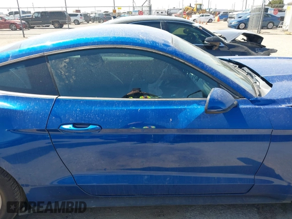 2017 Ford Mustang V6 с VIN 1FA6P8AM0H5263048, выставлен на аукционе IAAI как лот 41903231 с пробегом 77 478 миль миль и . История ставок и продаж доступна на DreamBid. Изображение 14.