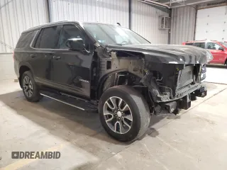 2022 Chevrolet Tahoe LS z VIN 1GNSKMKD8NR330151, wystawiony jako Copart lot #57070205 z przebiegiem 61 531 mil mil oraz Szkoda całkowita • Salvage title. Historia ofert i sprzedaży dostępna na DreamBid. Obrazek 4.