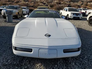 1992 Chevrolet Corvette with VIN 1G1YY23P4N5114876, listed as a Copart auction lot 84500564 with 0 mi miles and Salvage Title. Bid and sale history available at carsss.com. Image 5.