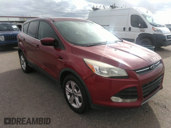 2015 Ford Escape SE with VIN 1FMCU9G96FUB94525, listed as a IAAI auction lot 42137422 with 139,476 mi miles. Bid and sale history available at carsss.com. Image 1.