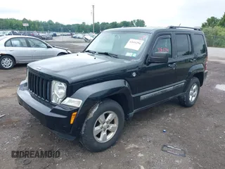 2012 Jeep Liberty Arctic z VIN 1C4PJMAK5CW111521, wystawiony jako IAAI lot #42611294 z przebiegiem 104 644 mil mil oraz . Historia ofert i sprzedaży dostępna na DreamBid. Obrazek 2.