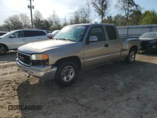 1999 GMC New Sierra 1500 SLE with VIN 2GTEC19T2X1547558, listed as a Copart auction lot 50364915 with 328,396 mi miles and Salvage Title. Bid and sale history available at carsss.com. Image 1.