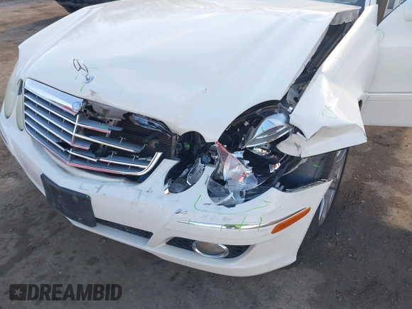 2007 Mercedes-Benz E-Class 3.5L with VIN WDBUF87X37X220377, listed as a IAAI auction lot 41655713 with 221,434 mi miles. Bid and sale history available at carsss.com. Image 6.