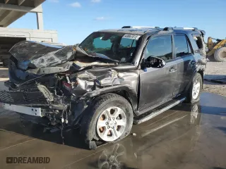 2021 Toyota 4Runner SR5 with VIN JTEEU5JR9M5228474, listed as a Copart auction lot 43867815 with 0 mi miles and Non Repairable. Bid and sale history available at carsss.com. Image 1.