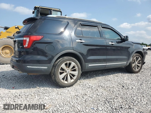 2018 Ford Explorer Limited with VIN 1FM5K8F82JGB57691, listed as a Copart auction lot 59393015 with 122,454 mi miles and Salvage title. Bid and sale history available at DreamBid. Image 3.